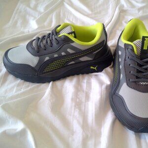 Puma Excursion Sneaker alternative closure kids size 12C